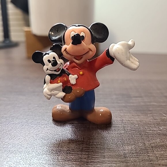 Disney Mickey Mouse Holding Baby Mickey Figurine Pre-Owned Vintage Collectible - Picture 6 of 6